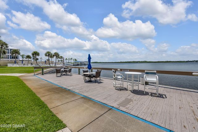 3606 S Peninsula Dr Apt 205, Port Orange, FL 32127