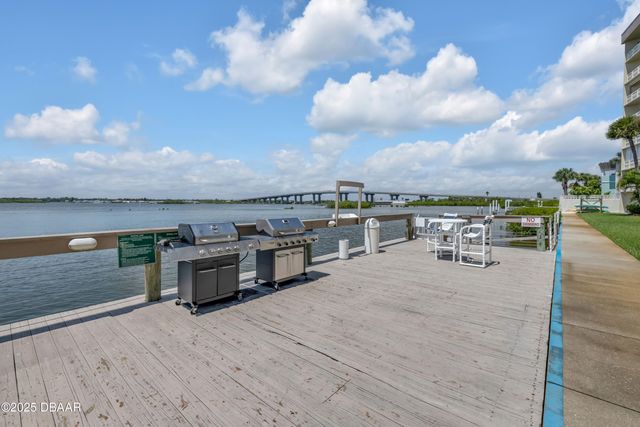 3606 S Peninsula Dr Apt 205, Port Orange, FL 32127