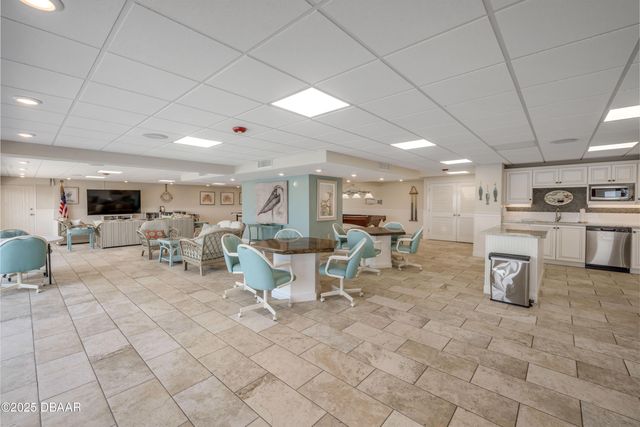 3606 S Peninsula Dr Apt 205, Port Orange, FL 32127