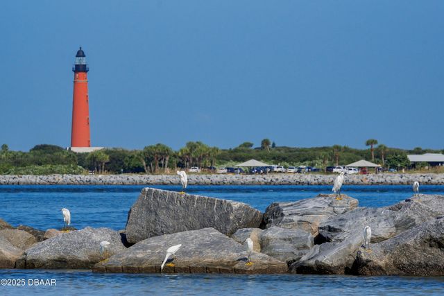 3606 S Peninsula Dr Apt 205, Port Orange, FL 32127