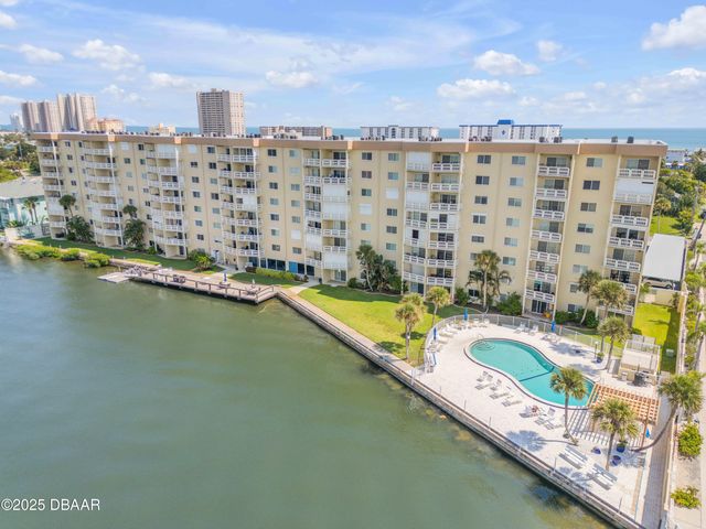 3606 S Peninsula Dr Apt 205, Port Orange, FL 32127
