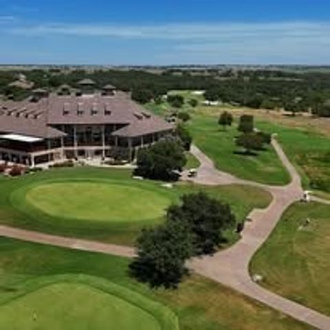 6208 Canmore Lane, Cleburne, TX 76033