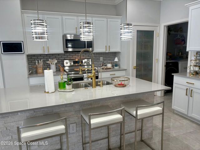 704 Griffin Avenue, Palm Bay, FL 32908