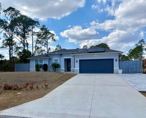 704 Griffin Avenue, Palm Bay, FL 32908