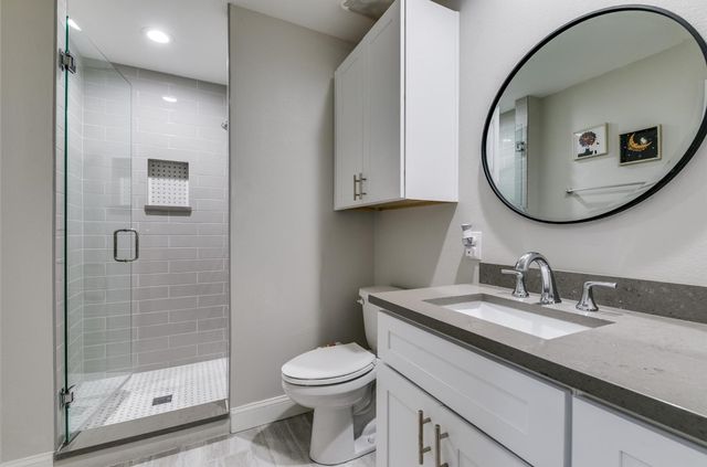 8349 Londonderry Lane, Dallas, TX 75228