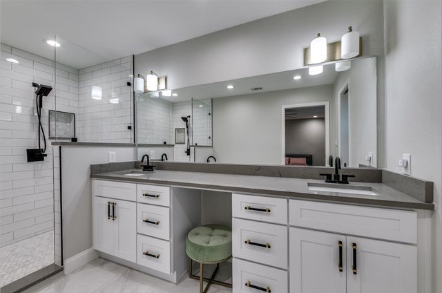 8349 Londonderry Lane, Dallas, TX 75228