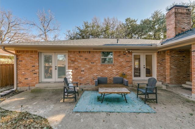 8349 Londonderry Lane, Dallas, TX 75228