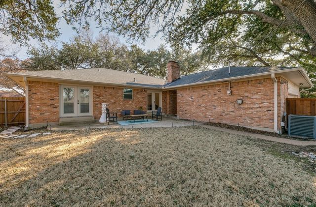 8349 Londonderry Lane, Dallas, TX 75228