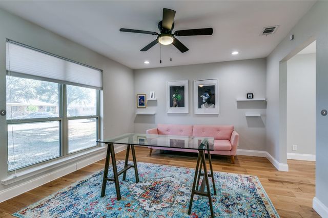 8349 Londonderry Lane, Dallas, TX 75228