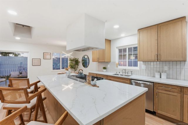 3602 Mount Acadia Blvd, San Diego, CA 92111