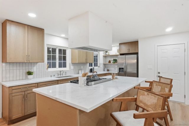 3602 Mount Acadia Blvd, San Diego, CA 92111