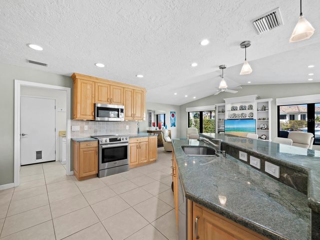 5970 EMERALD HARBOR DRIVE, Longboat Key, FL 34228