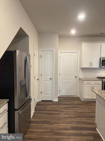 43429 STONEWOOD CROSSING TER, Ashburn, VA 20148