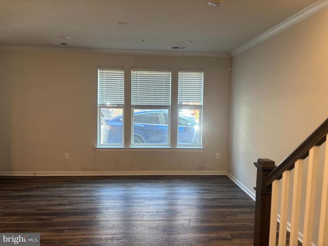 43429 STONEWOOD CROSSING TER, Ashburn, VA 20148