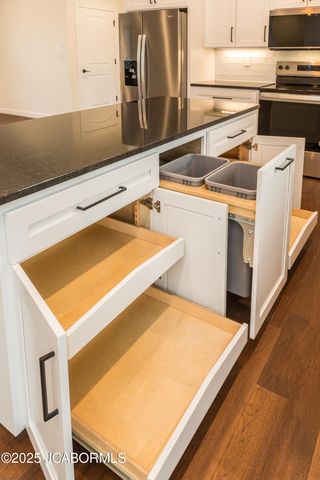 5423 KENVIEW DRIVE, Jefferson City, MO 65109