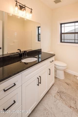 5423 KENVIEW DRIVE, Jefferson City, MO 65109