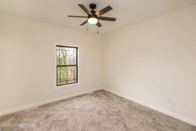 5423 KENVIEW DRIVE, Jefferson City, MO 65109