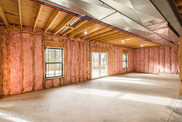 5423 KENVIEW DRIVE, Jefferson City, MO 65109