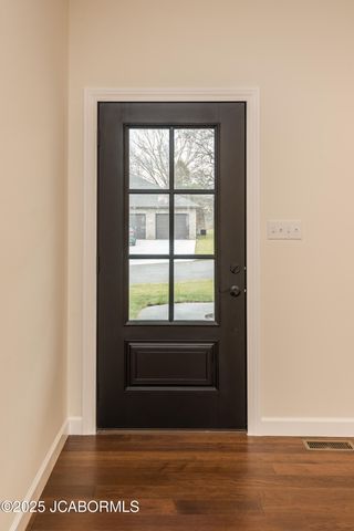 5423 KENVIEW DRIVE, Jefferson City, MO 65109