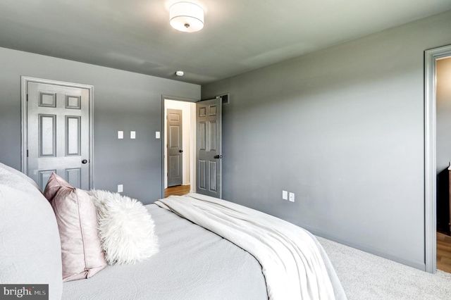 953 CAMPBELL RD, New Freedom, PA 17349