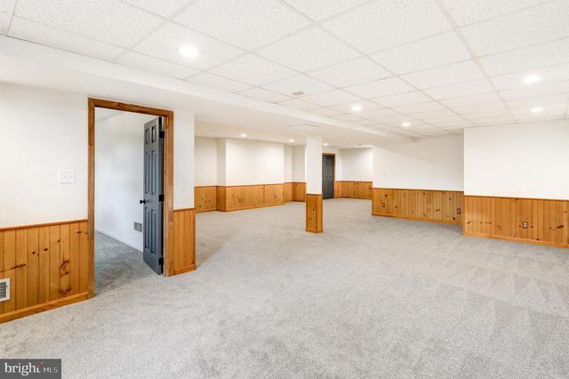 953 CAMPBELL RD, New Freedom, PA 17349