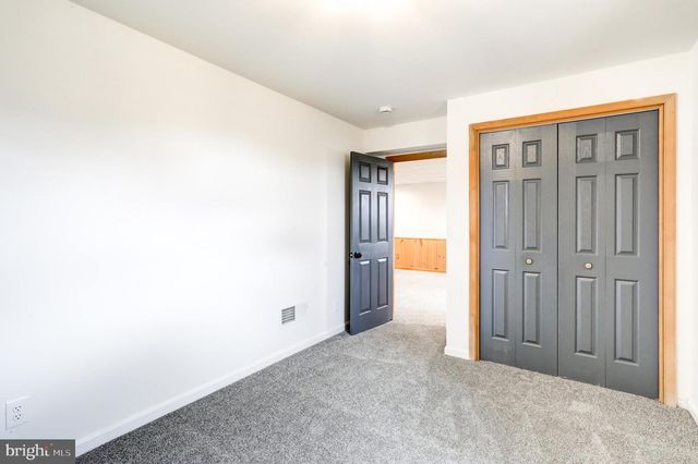 953 CAMPBELL RD, New Freedom, PA 17349