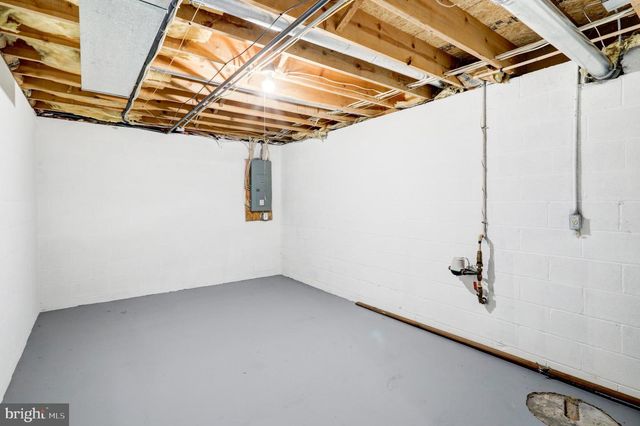 953 CAMPBELL RD, New Freedom, PA 17349