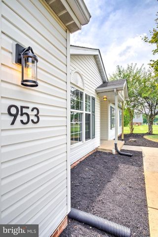 953 CAMPBELL RD, New Freedom, PA 17349