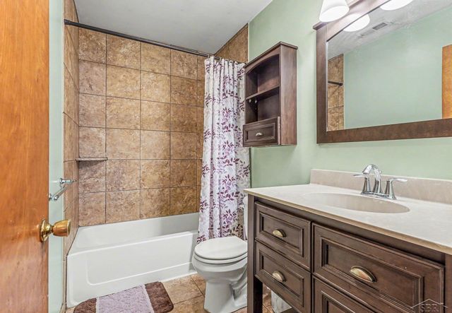 4901 Clunie Street, Saginaw, MI 48638