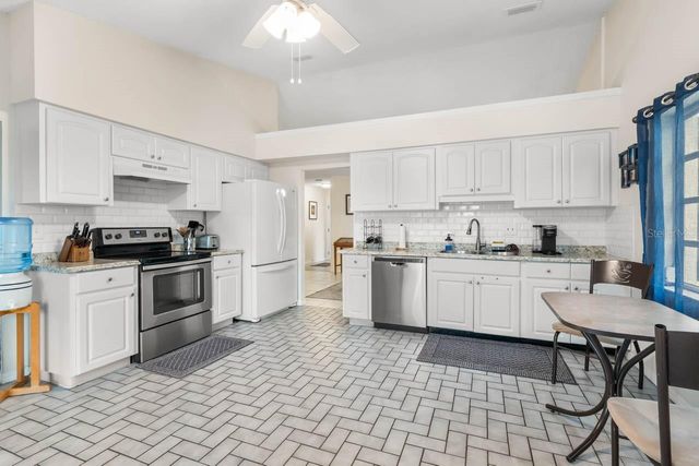 705 WESTMONT WAY, Sun City Center, FL 33573