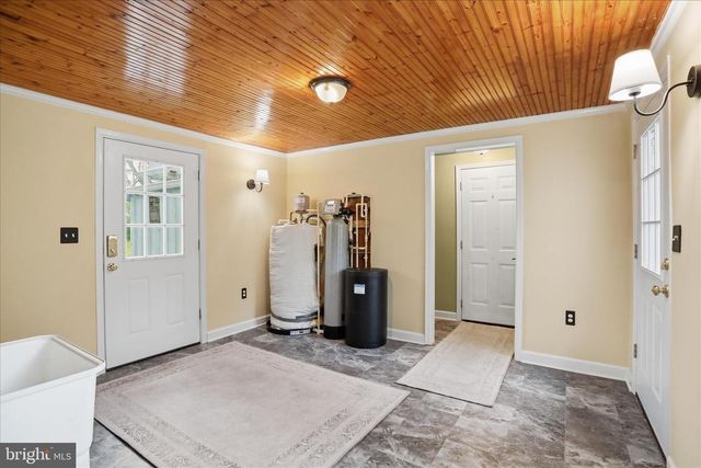 32 7TH ST, Shenandoah Junction, WV 25442