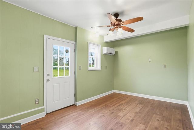 32 7TH ST, Shenandoah Junction, WV 25442