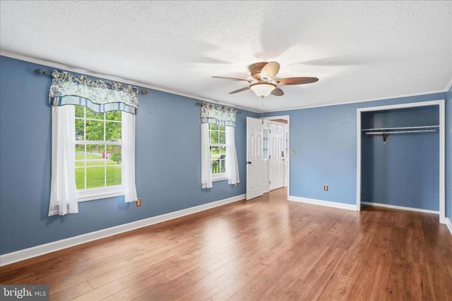 32 7TH ST, Shenandoah Junction, WV 25442