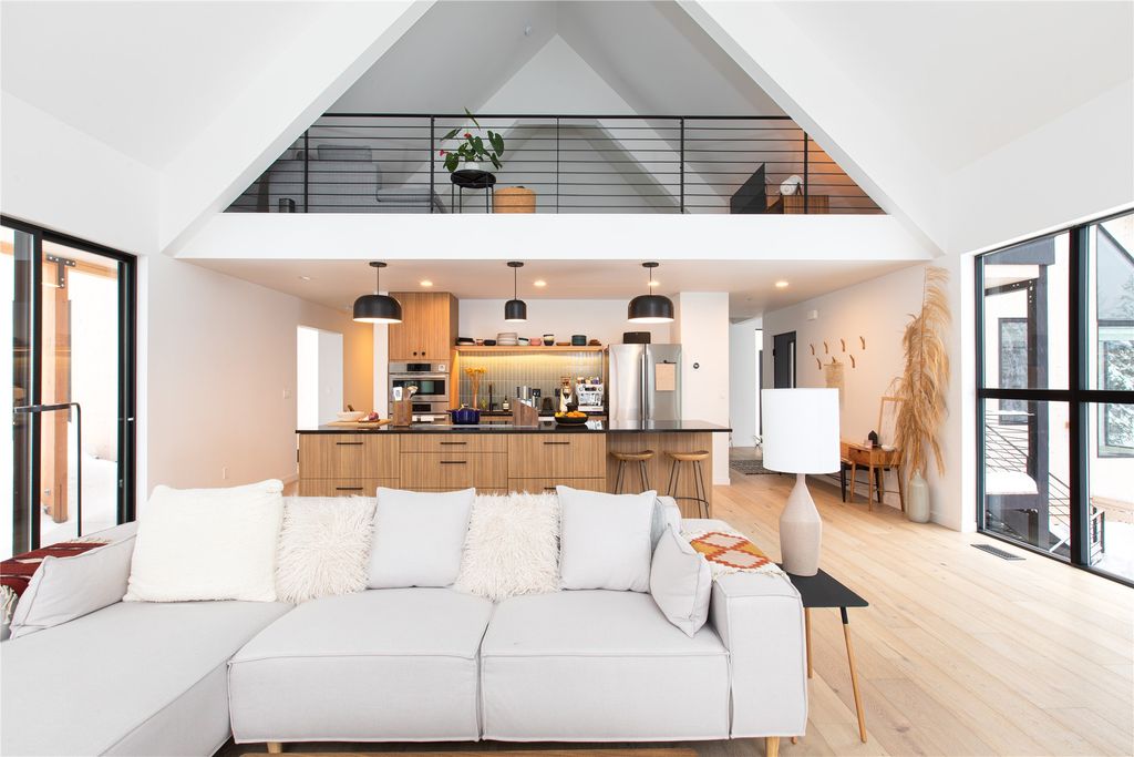 15 Glades Crescent, Whitefish, MT 59937 photo 11