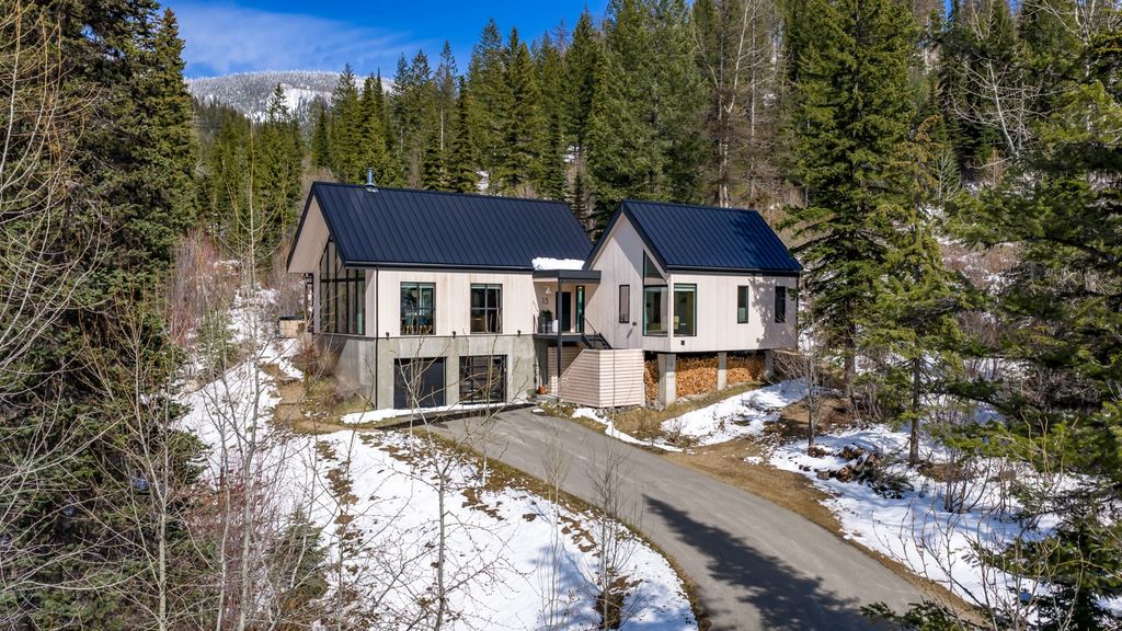 15 Glades Crescent, Whitefish, MT 59937 photo 35