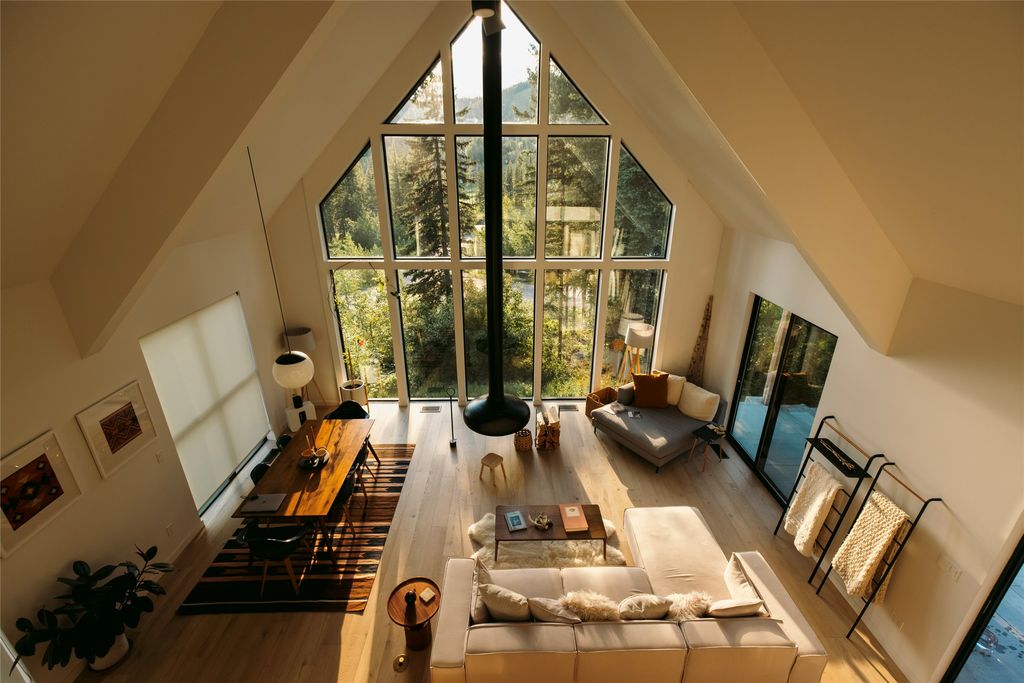 15 Glades Crescent, Whitefish, MT 59937 photo 6