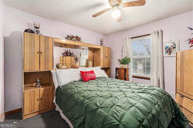 1913 Amberwood Court, Griffin, GA 30223