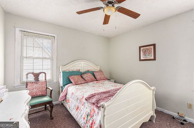 1913 Amberwood Court, Griffin, GA 30223