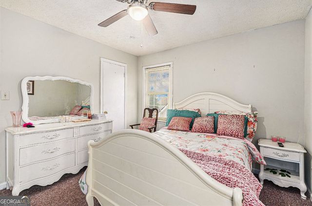 1913 Amberwood Court, Griffin, GA 30223