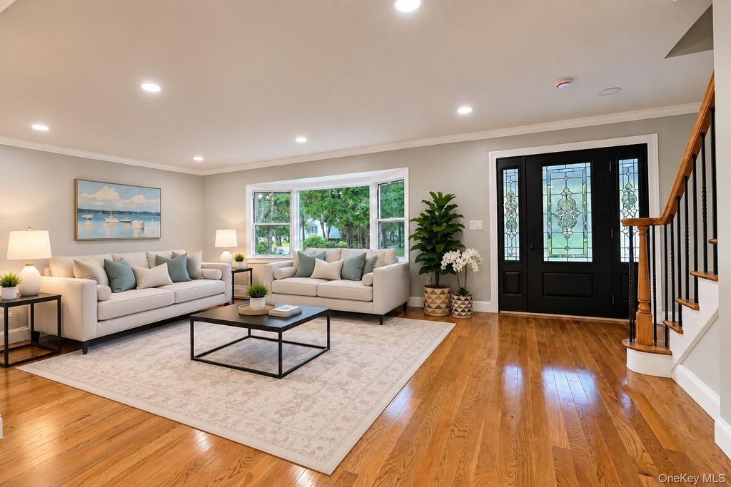 140 Seaman Neck Road, Dix Hills, NY 11746 — photo 4