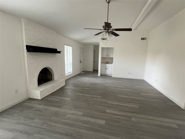 110 Gregory Drive, Heath, TX 75032