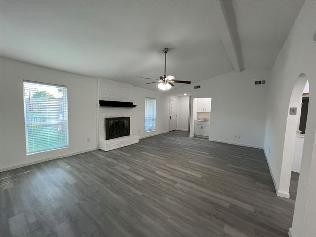 110 Gregory Drive, Heath, TX 75032