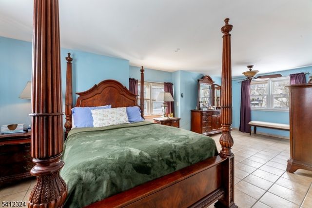 95 William Pl, Totowa Boro, NJ 07512