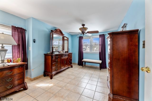 95 William Pl, Totowa Boro, NJ 07512