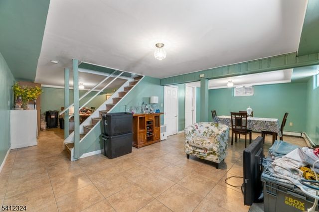 95 William Pl, Totowa Boro, NJ 07512