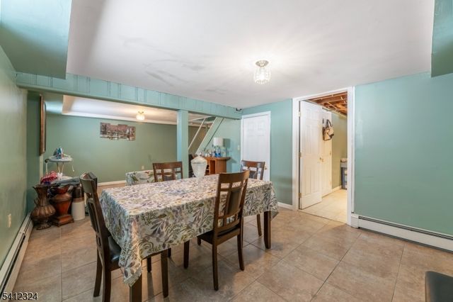 95 William Pl, Totowa Boro, NJ 07512