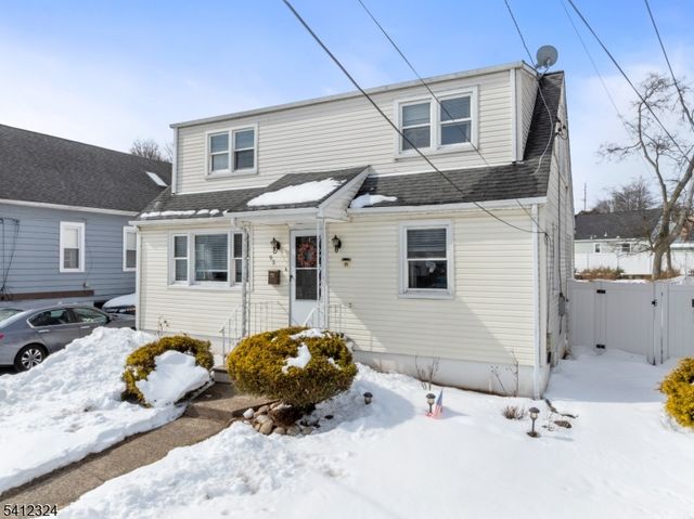 95 William Pl, Totowa Boro, NJ 07512