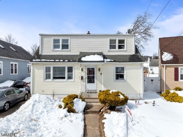 95 William Pl, Totowa Boro, NJ 07512