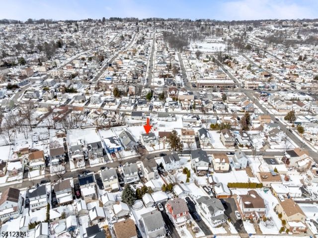 95 William Pl, Totowa Boro, NJ 07512