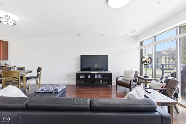 802 N Meridian Street UNIT 204, Indianapolis, IN 46204